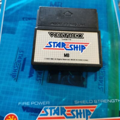 Vectrex game + overlay: Starship