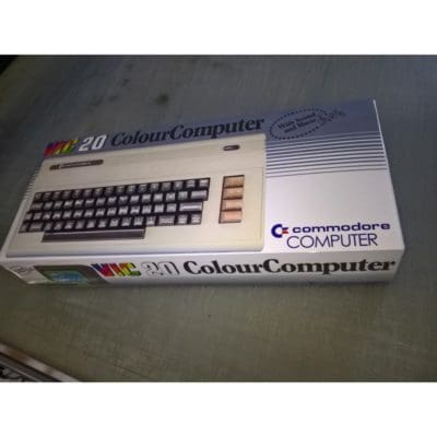 New Commodore VC 20 / VIC 20 Box by Plakativ