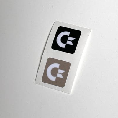 Amiga 500 'Chickenlips' black & grey set replacement badge