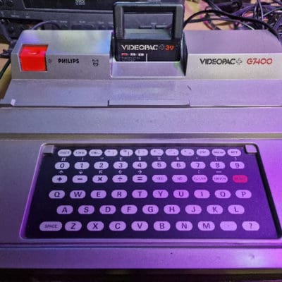Videopac G7400 with accesoires
