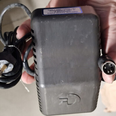 Commodore +4/plus 4 PSU - round version