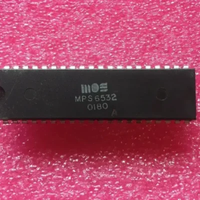 MOS 6532 Commodore Amiga DIP40 MOS