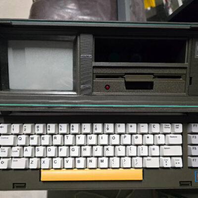 Commodore SX-64 - PAL 220v