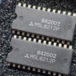 Mitsubishi 842002 M5L8212P
