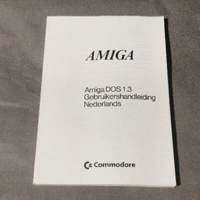 Amiga DOS 1.3 Gebruikershandleiding Nederlands