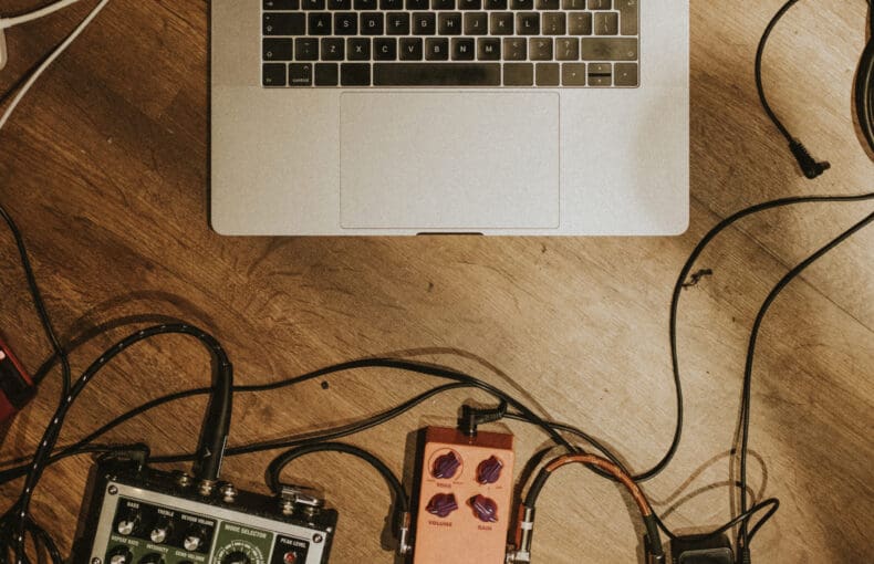 A Refurbished 2013 MacBook Pro Became a Retro Gaming Machine — No New Handheld Required