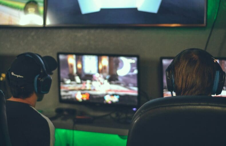 10 Best Indie Games for Fans of Old-School Gaming